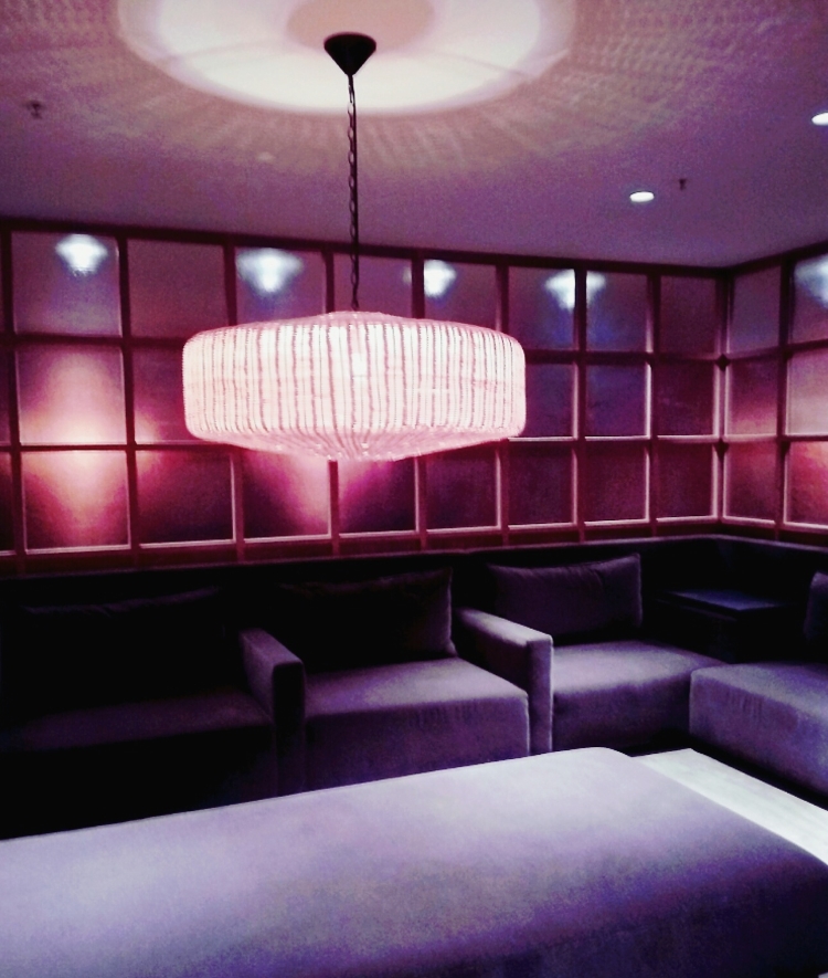 12_cathay_pacific_the_pier_lounge_HKG